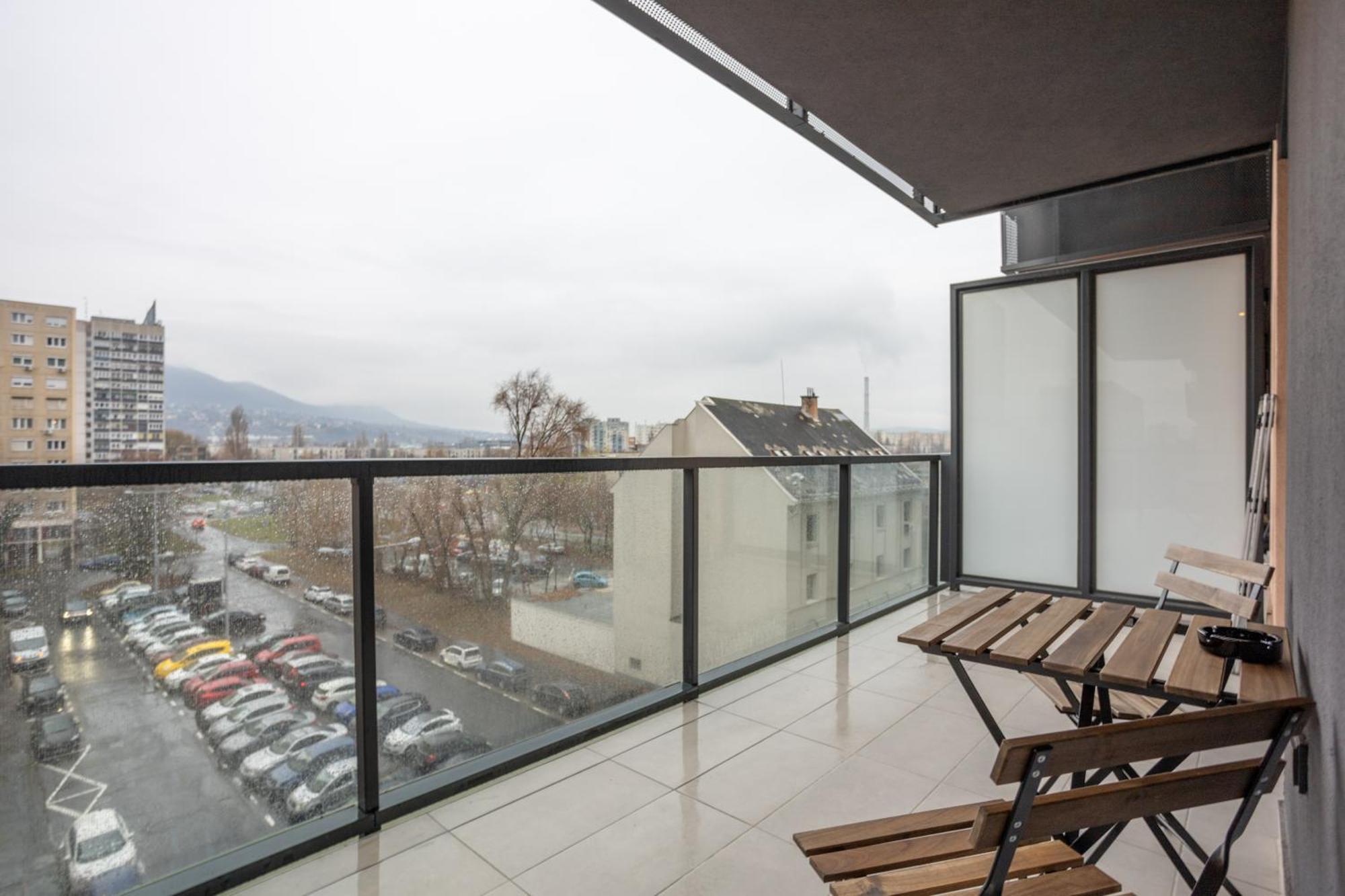 Apartamento Waterfront Azure Loft With Free Parking *